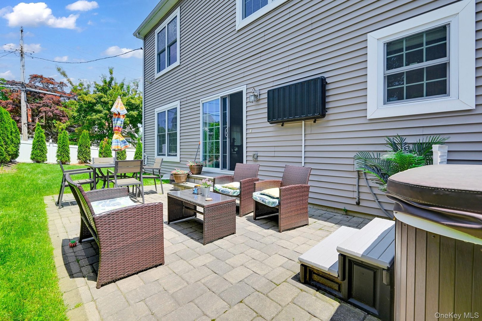 55 Hawley Avenue Photo 38