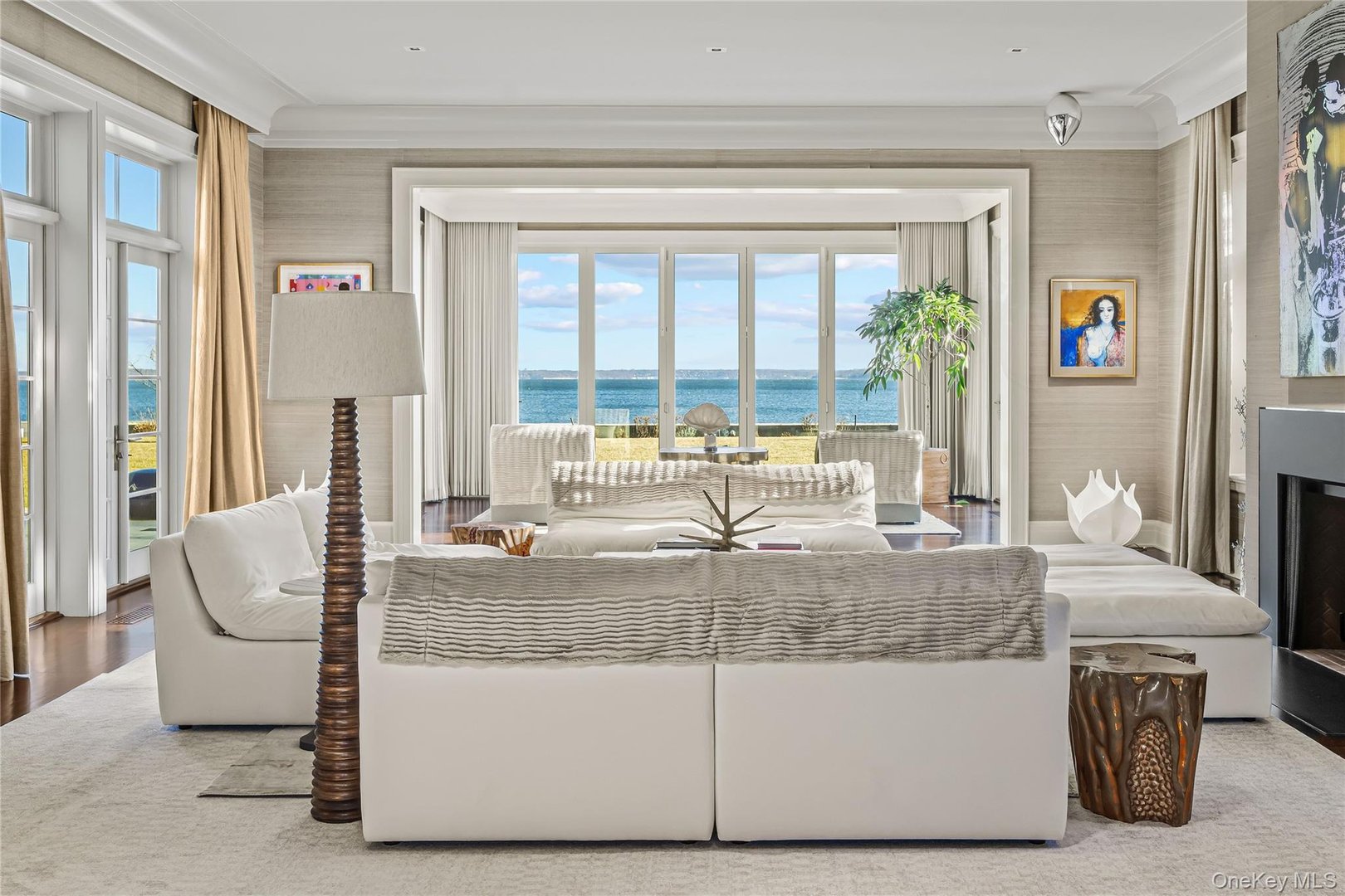 106 Premium Point Photo 7