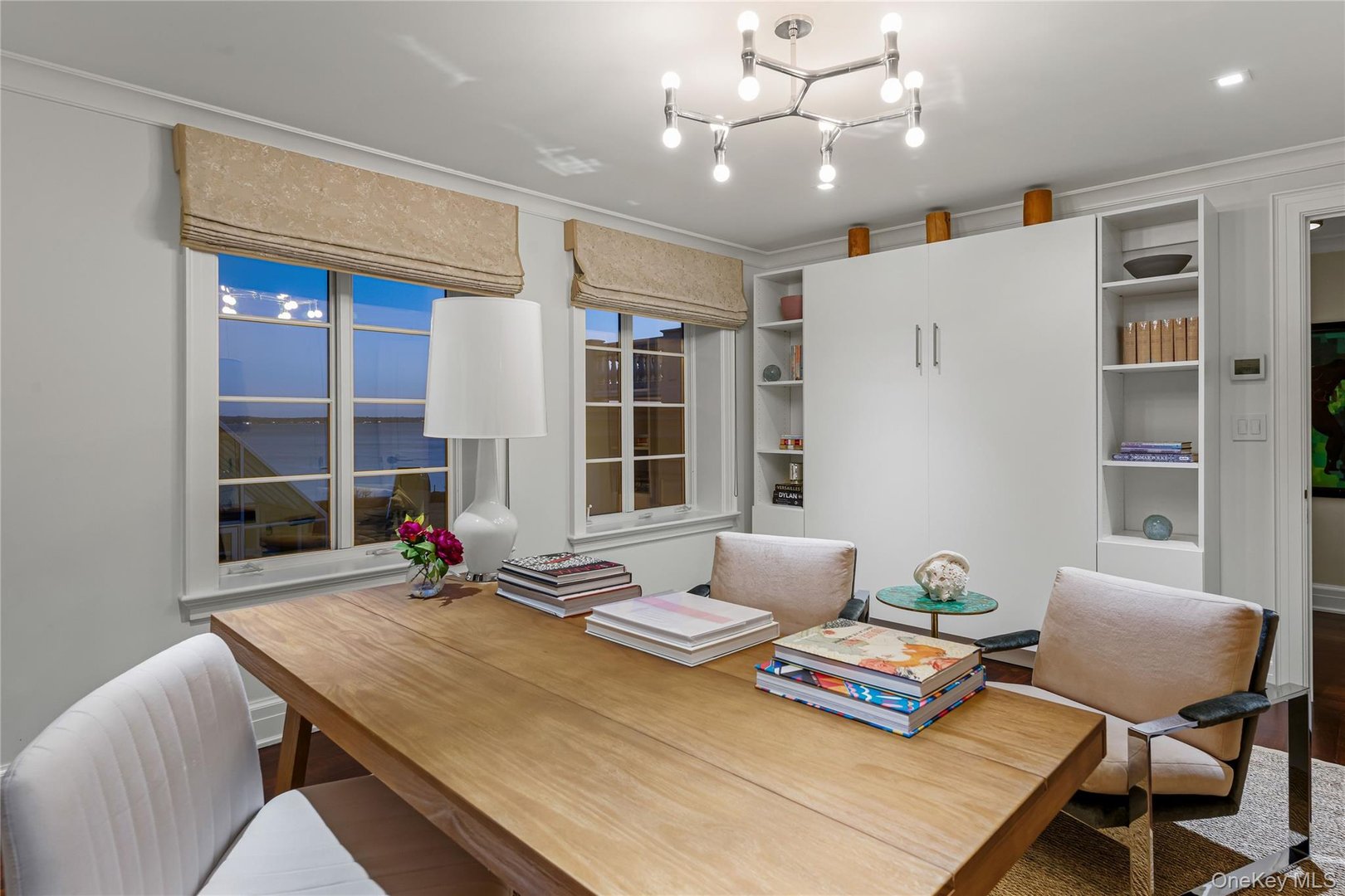 106 Premium Point Photo 31