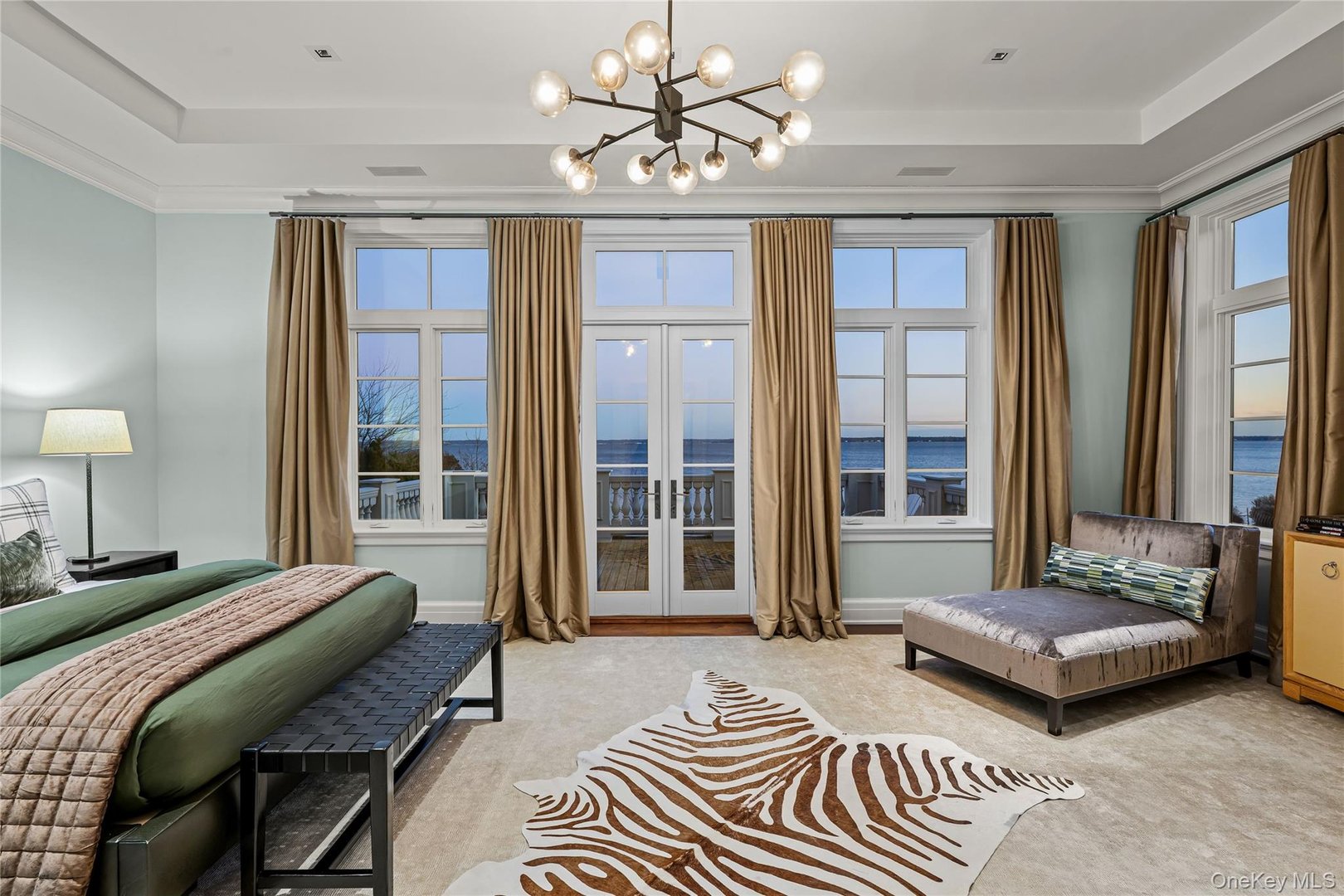 106 Premium Point Photo 27