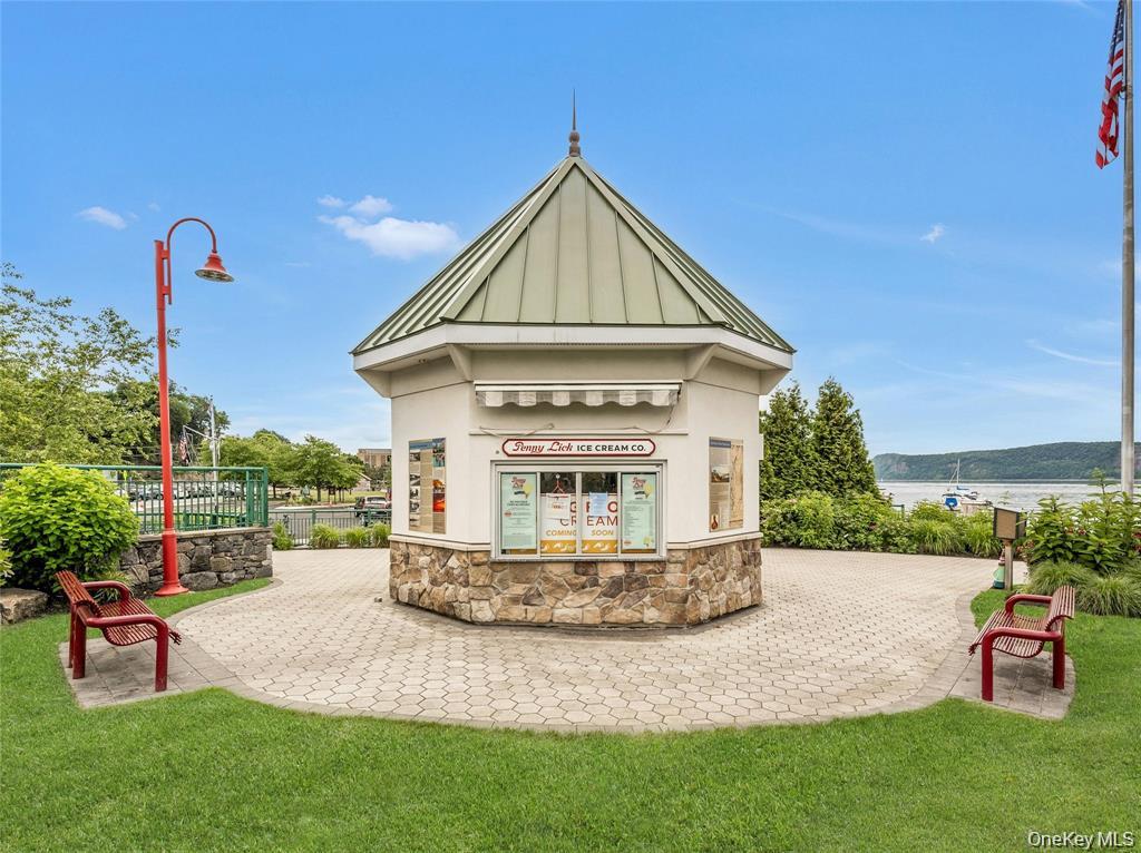 56 S Highland Avenue  #1B Photo 24