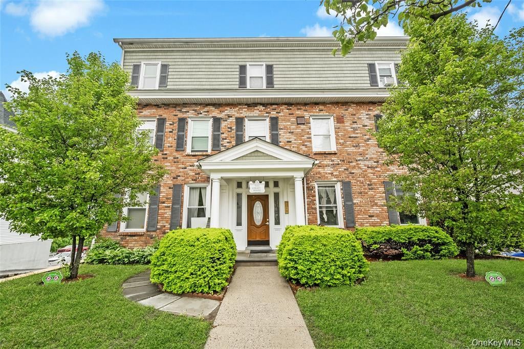 56 S Highland Avenue  #1B Photo 2