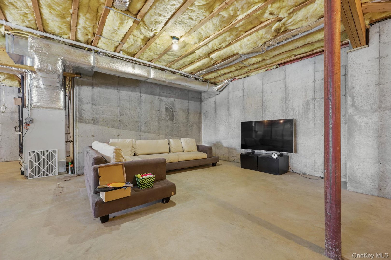 1320 N Albany Post Road Photo 39