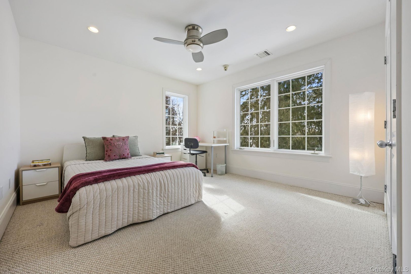 1320 N Albany Post Road Photo 30