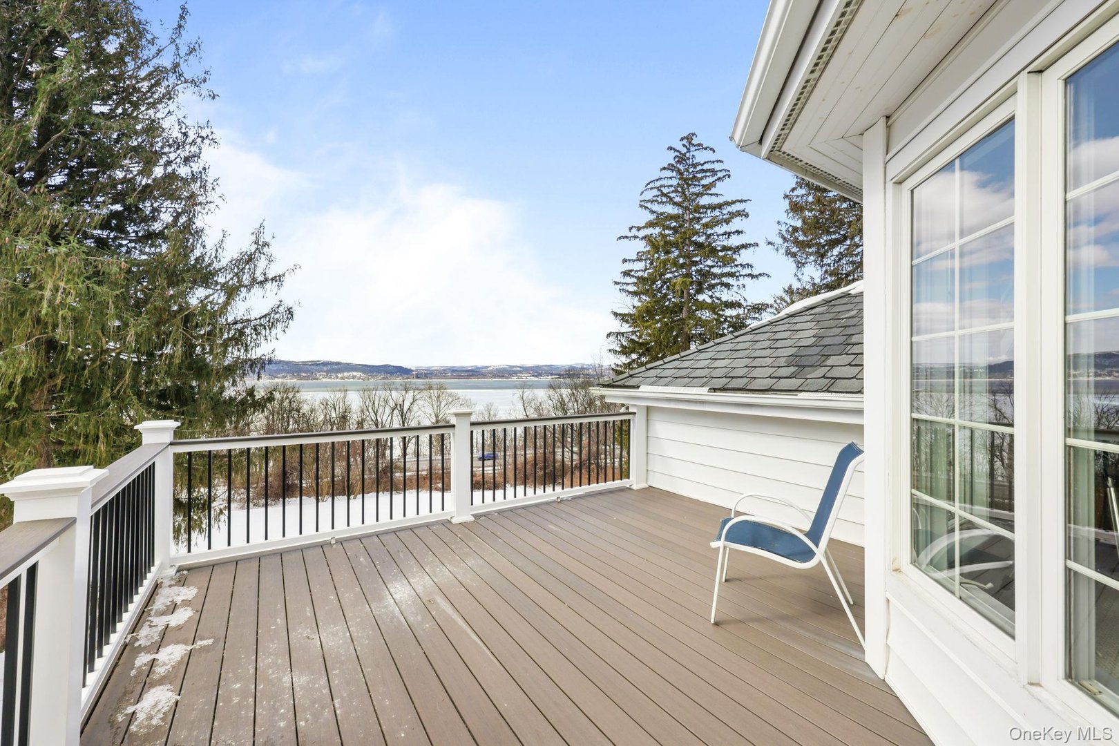 1320 N Albany Post Road Photo 40