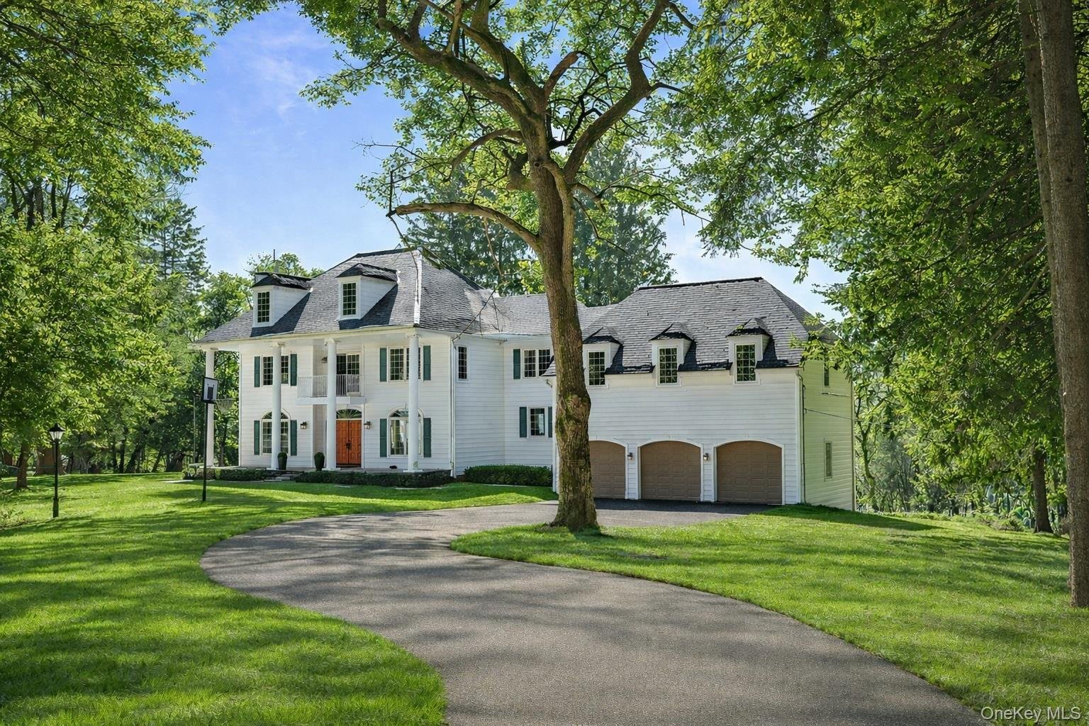 1320 N Albany Post Road Photo 6