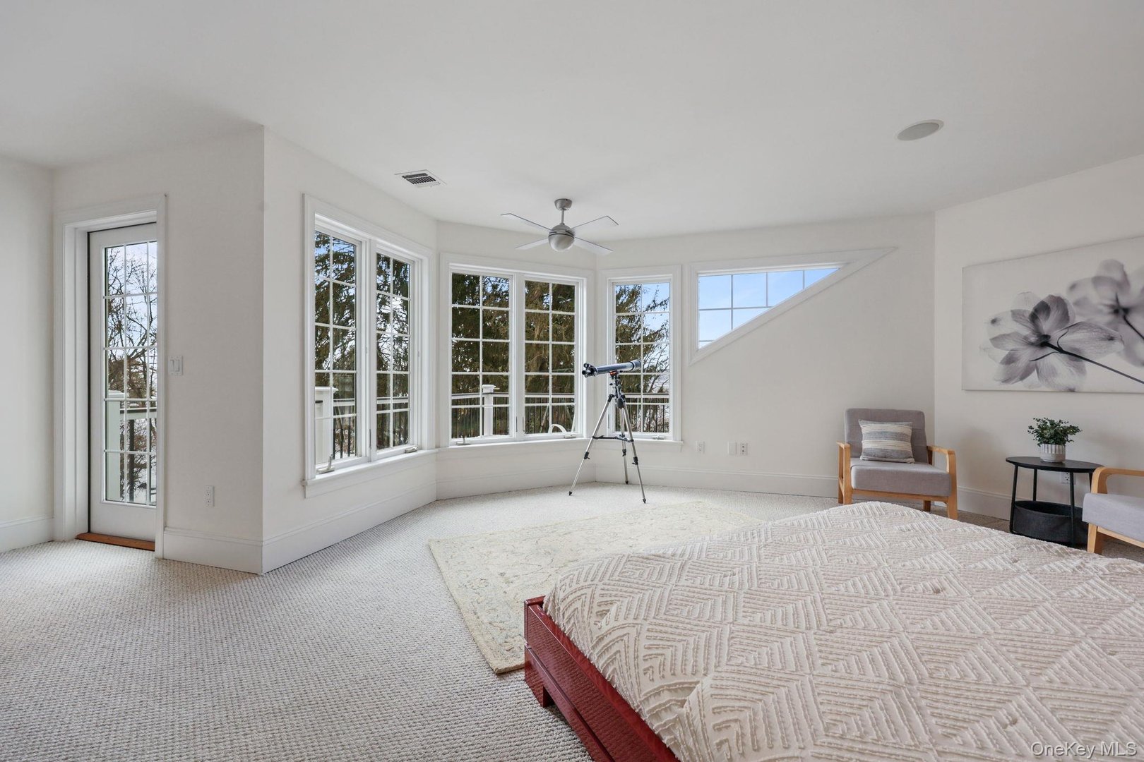 1320 N Albany Post Road Photo 26