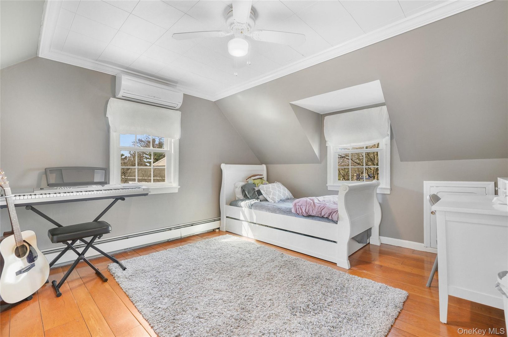 5 Birch Street W Photo 18