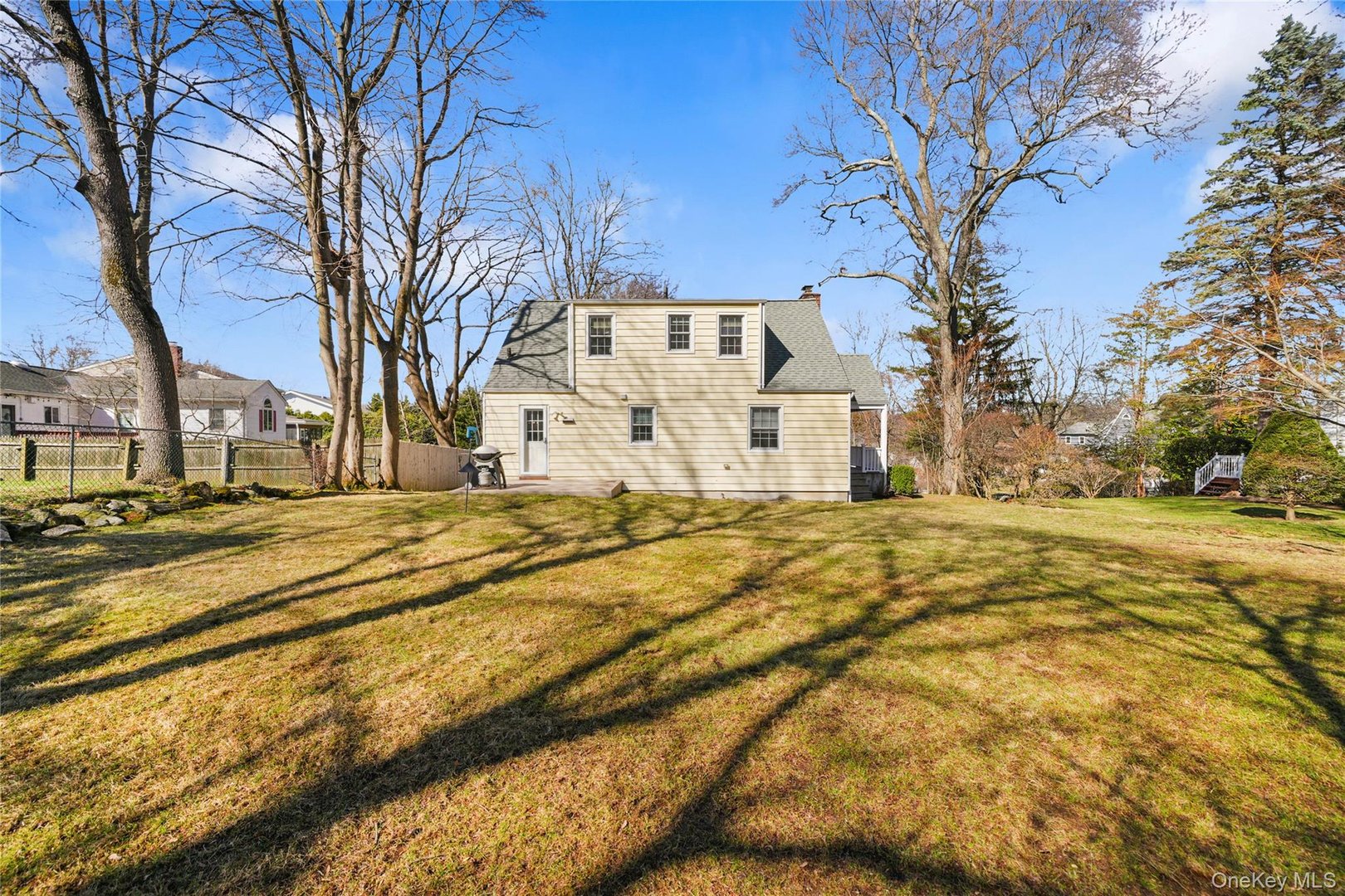 5 Birch Street W Photo 31