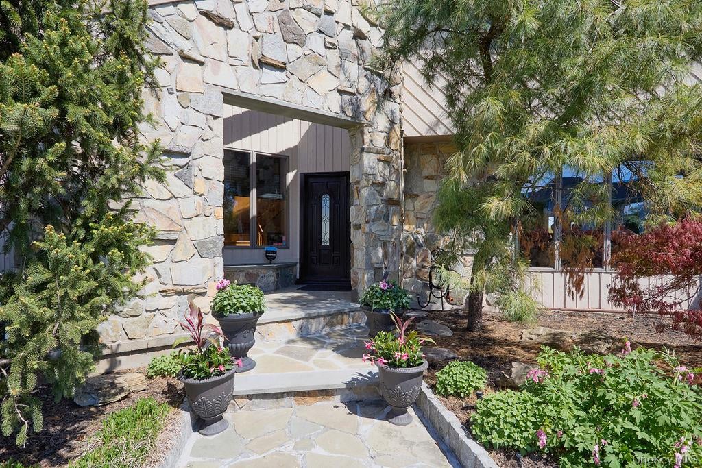 22 Fieldstone Court Photo 5