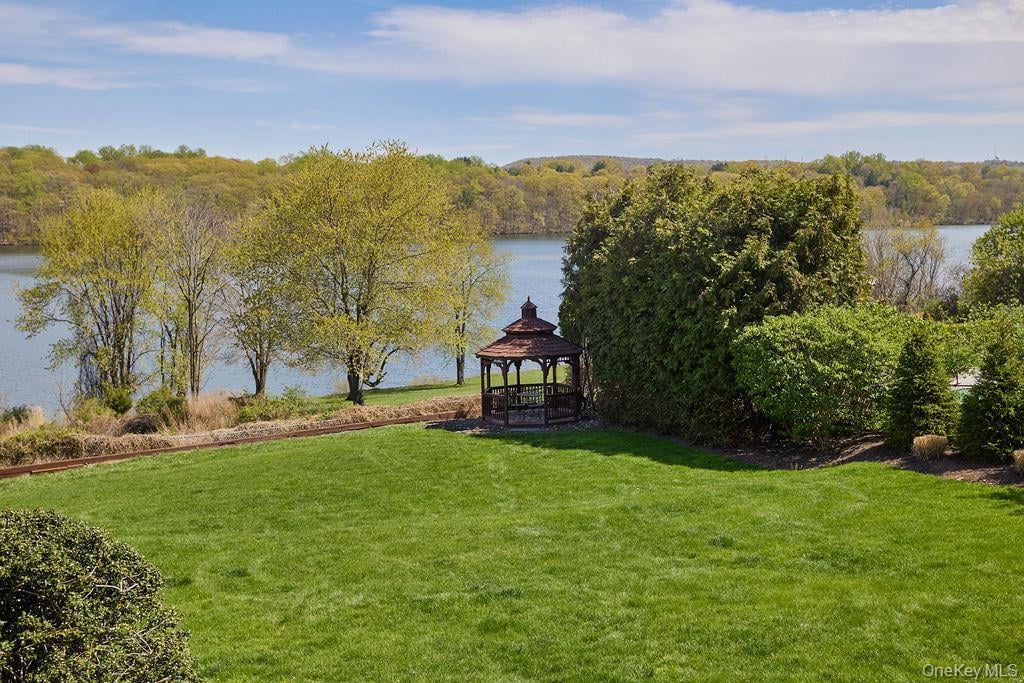 22 Fieldstone Court Photo 39