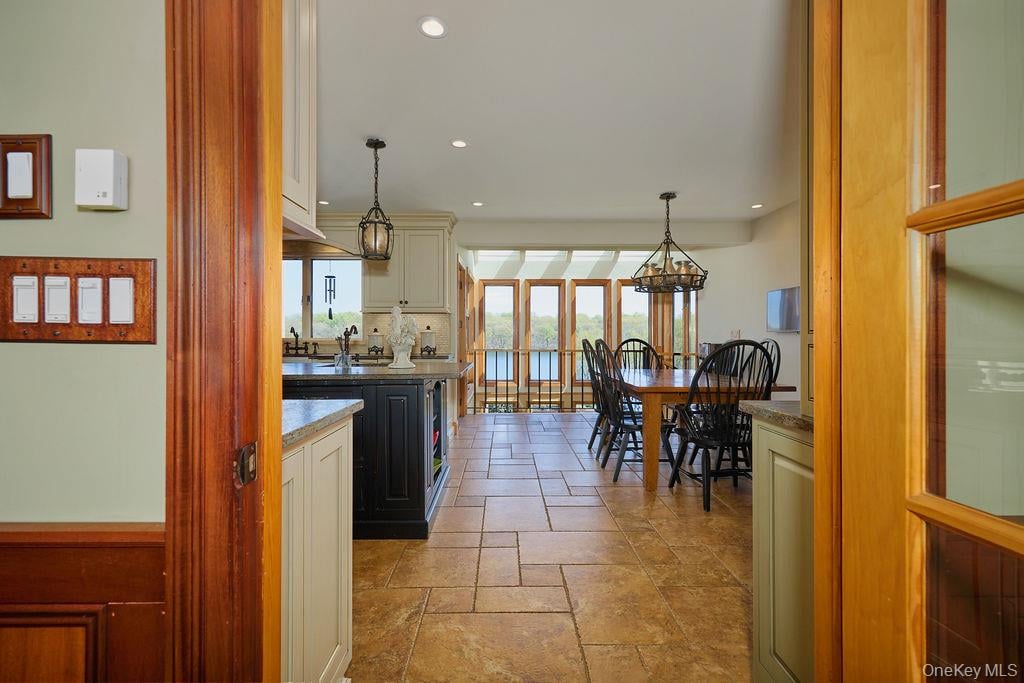 22 Fieldstone Court Photo 14