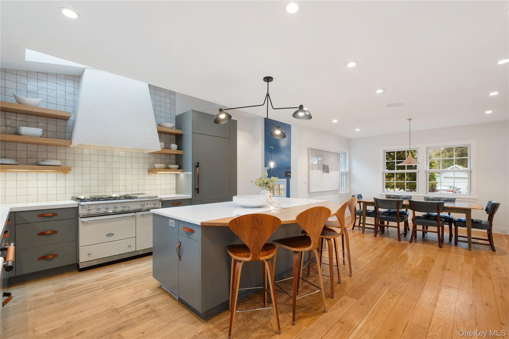 21 Orchard Road Photo 11