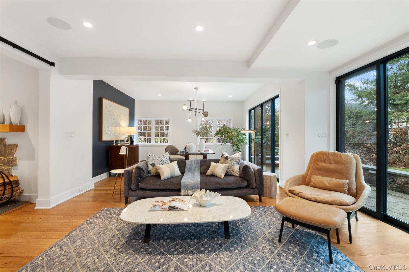 21 Orchard Road Photo 17