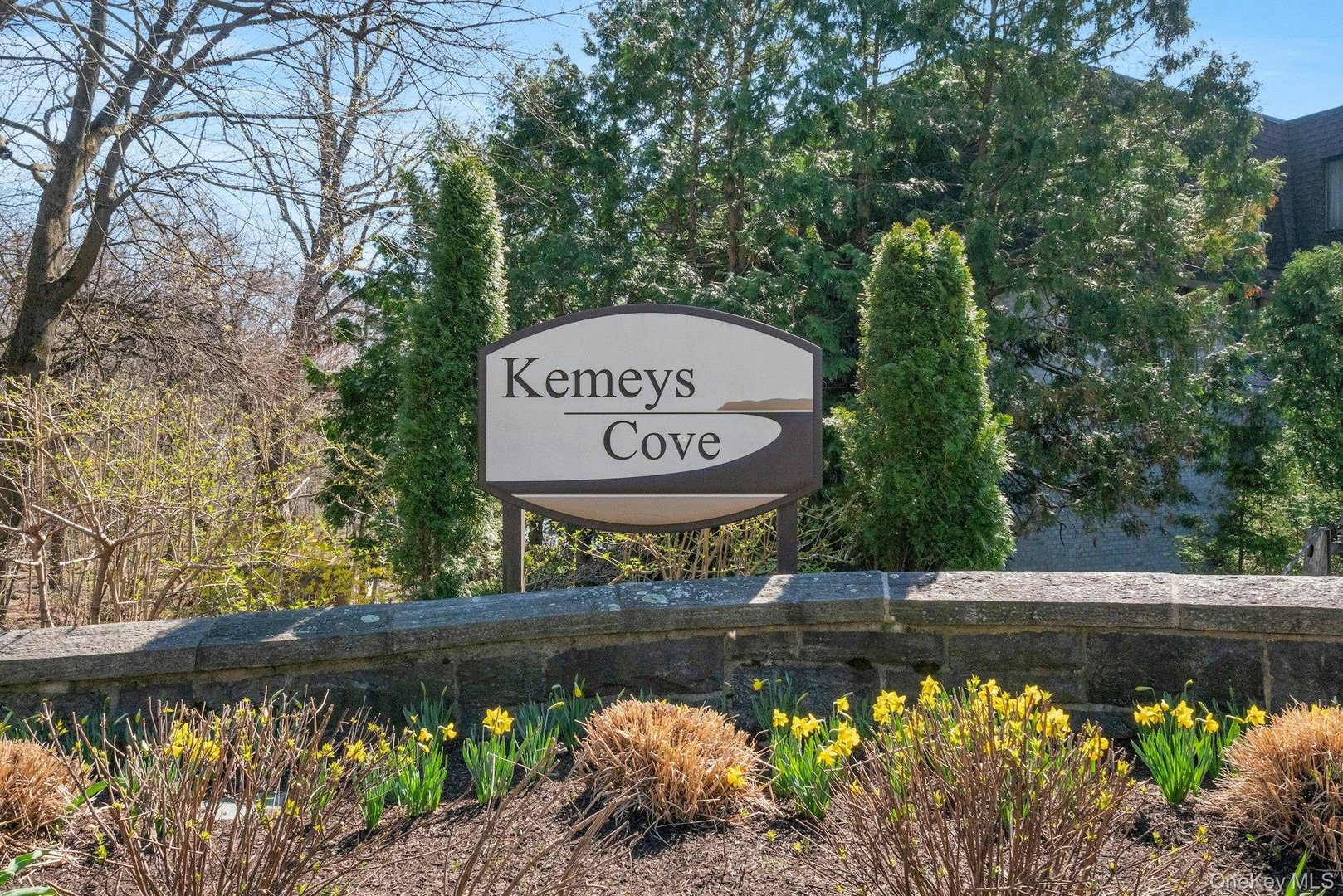311 Kemeys Cove Photo 4