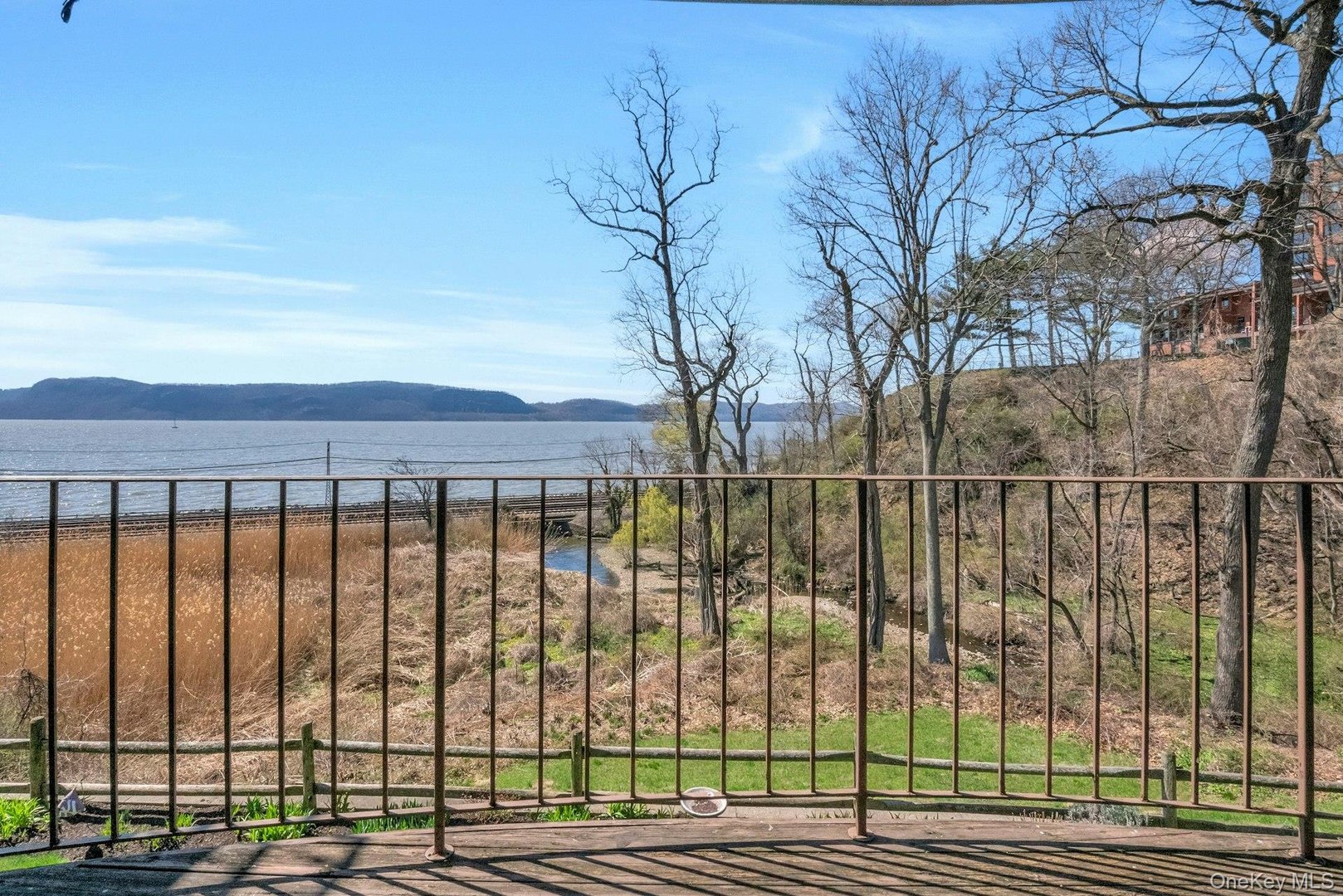 311 Kemeys Cove Photo 24