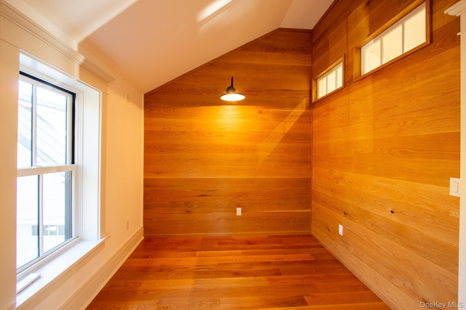 48 Konig Road Photo 13