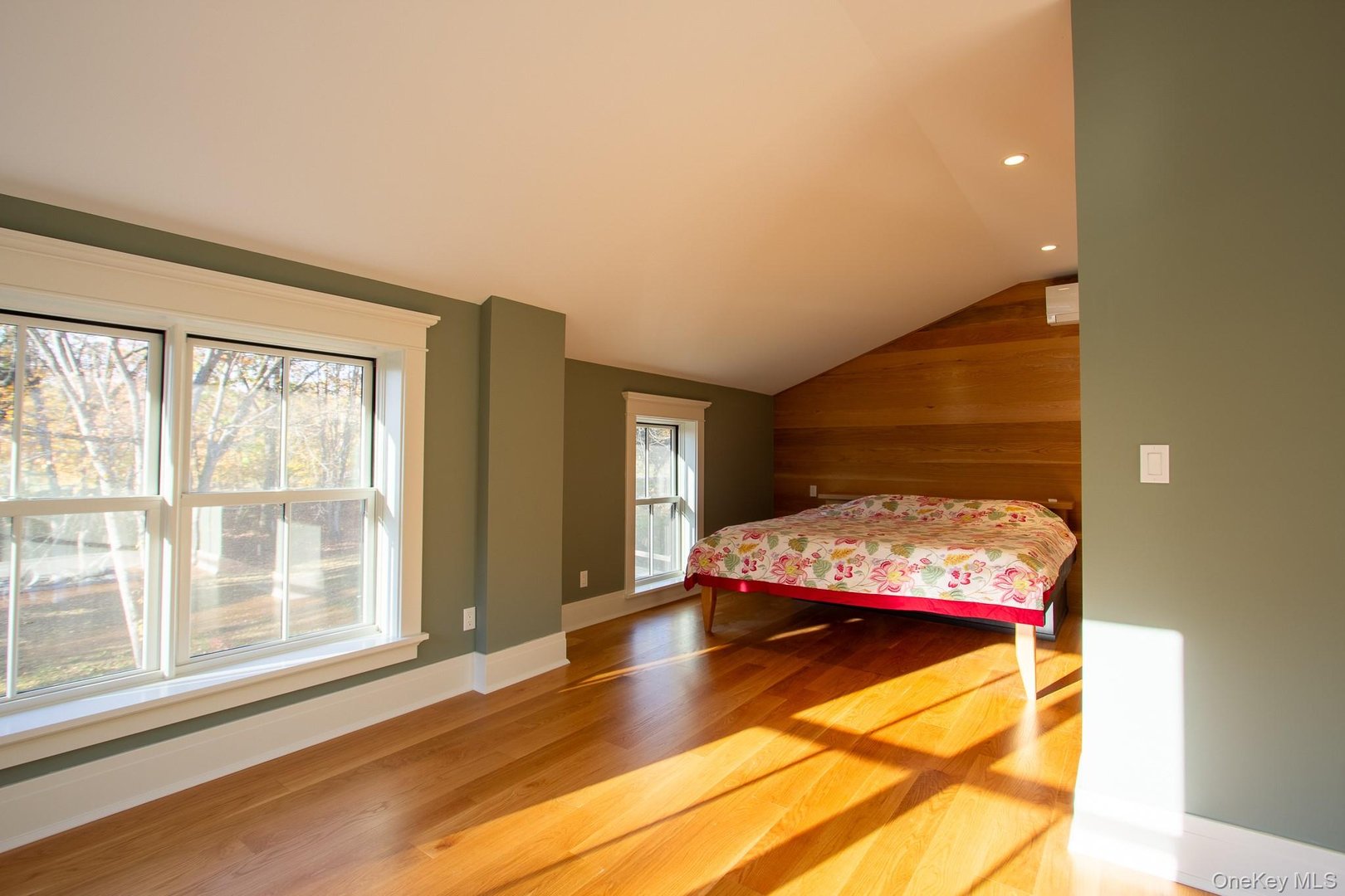 48 Konig Road Photo 16