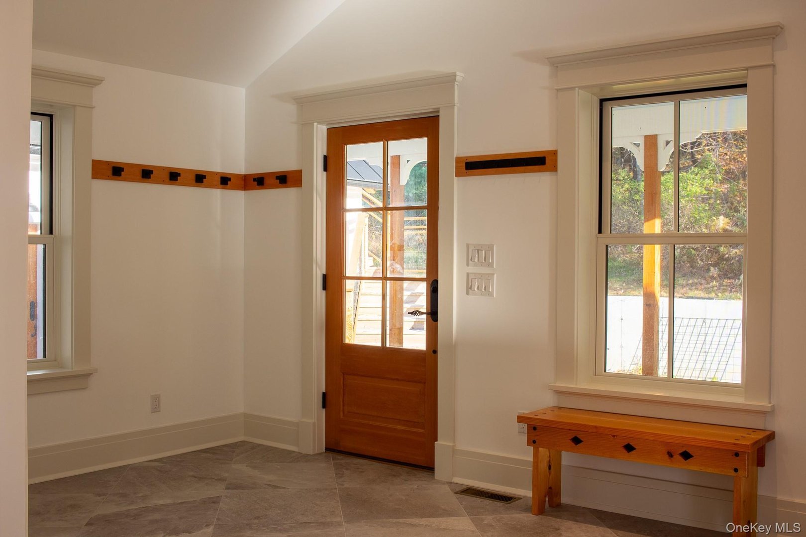 48 Konig Road Photo 4