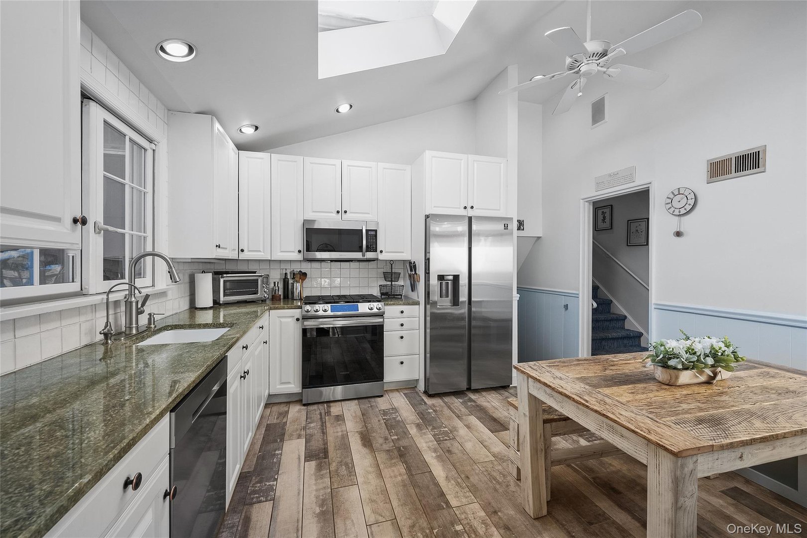 124 Hillandale Drive Photo 6