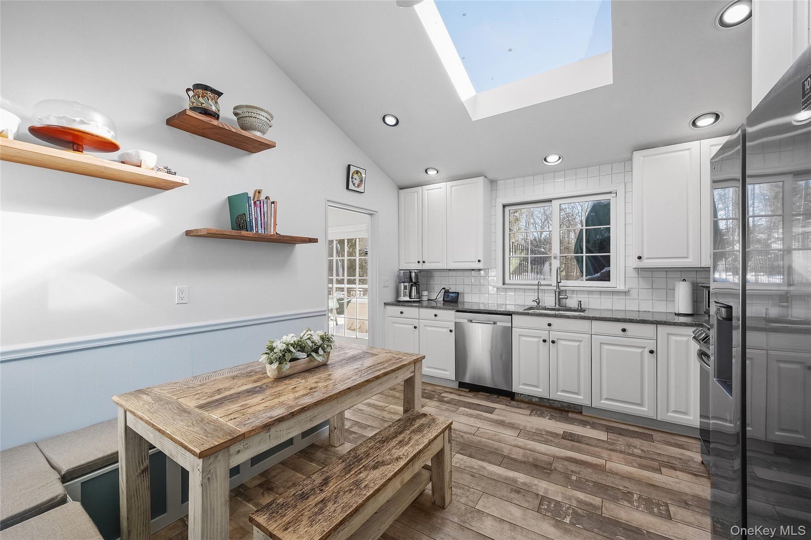 124 Hillandale Drive Photo 7