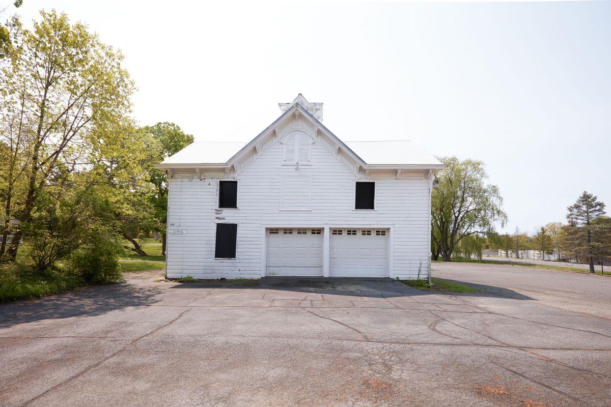 207-209 Main Street Photo 3