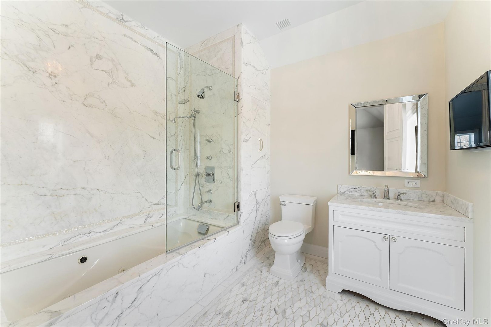 16 Taylor Road Photo 28