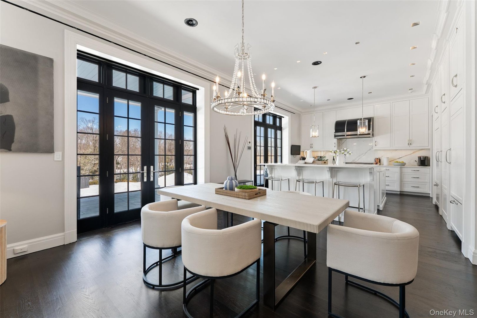 16 Taylor Road Photo 16