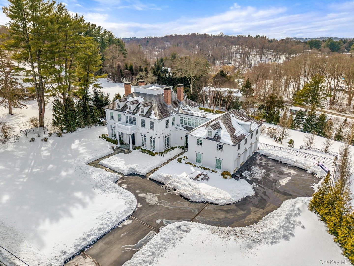 16 Taylor Road Photo 3