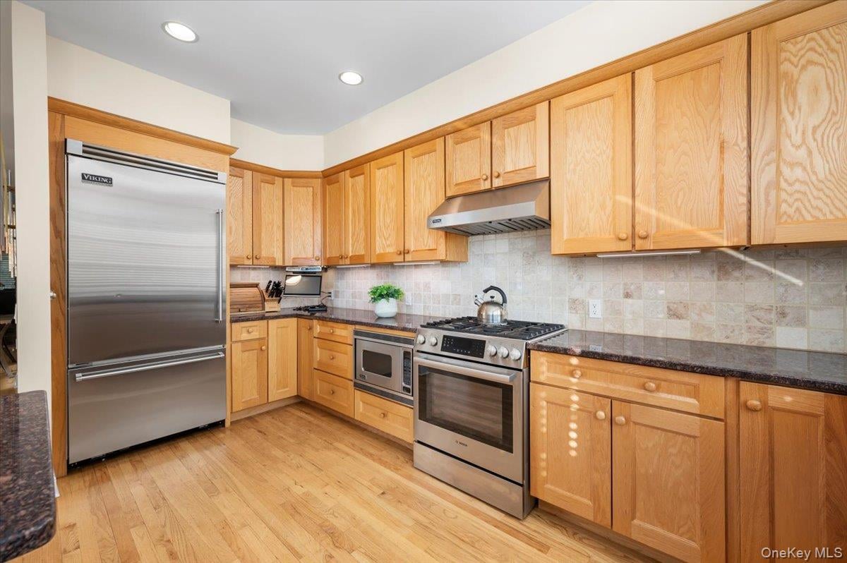 775 Scarsdale Road #7 Photo 5