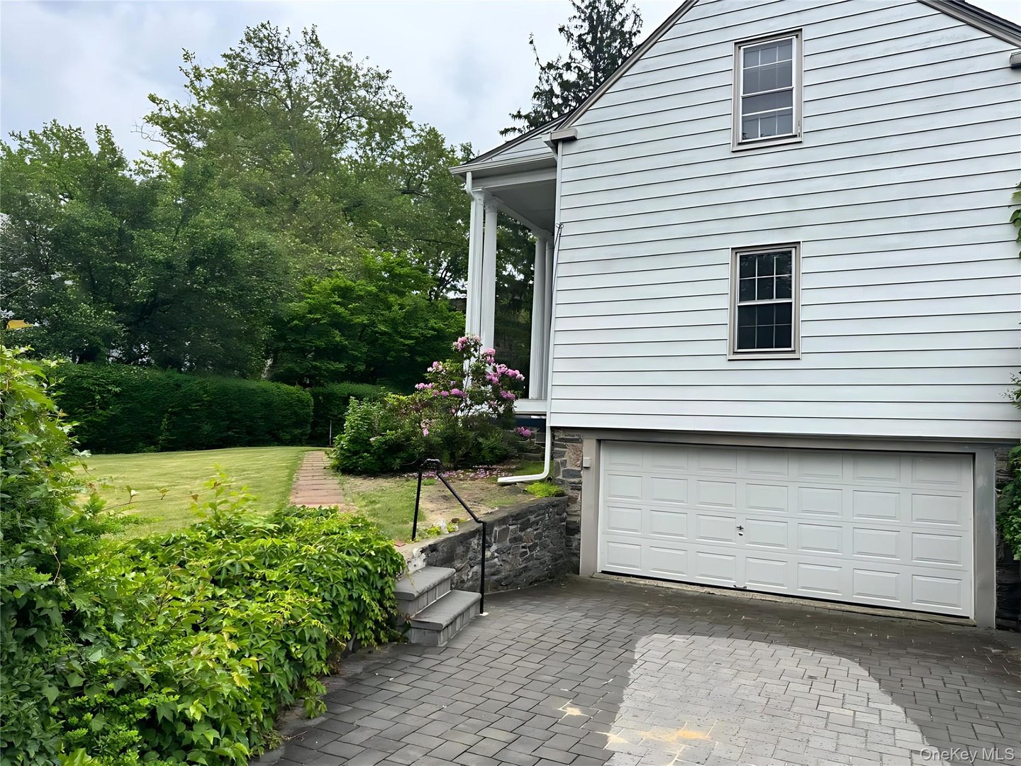 312 Hawthorne Terrace Photo 7