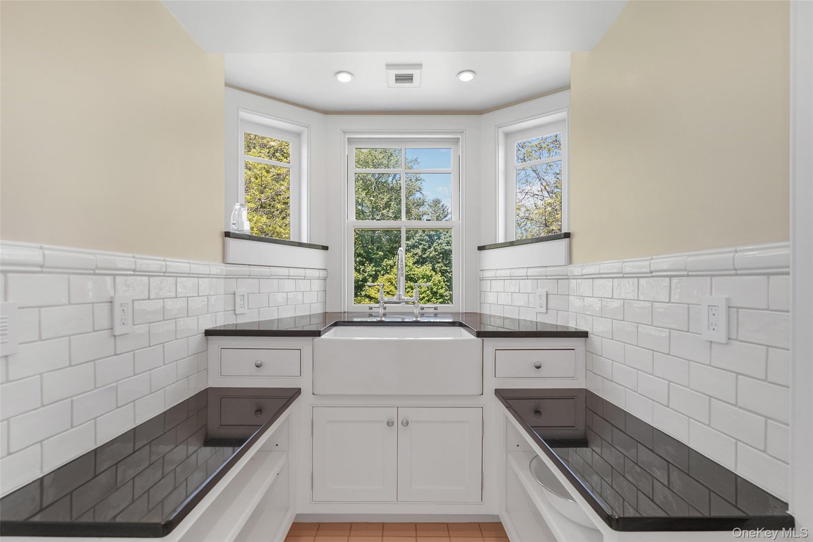 640 Grant Road Photo 32