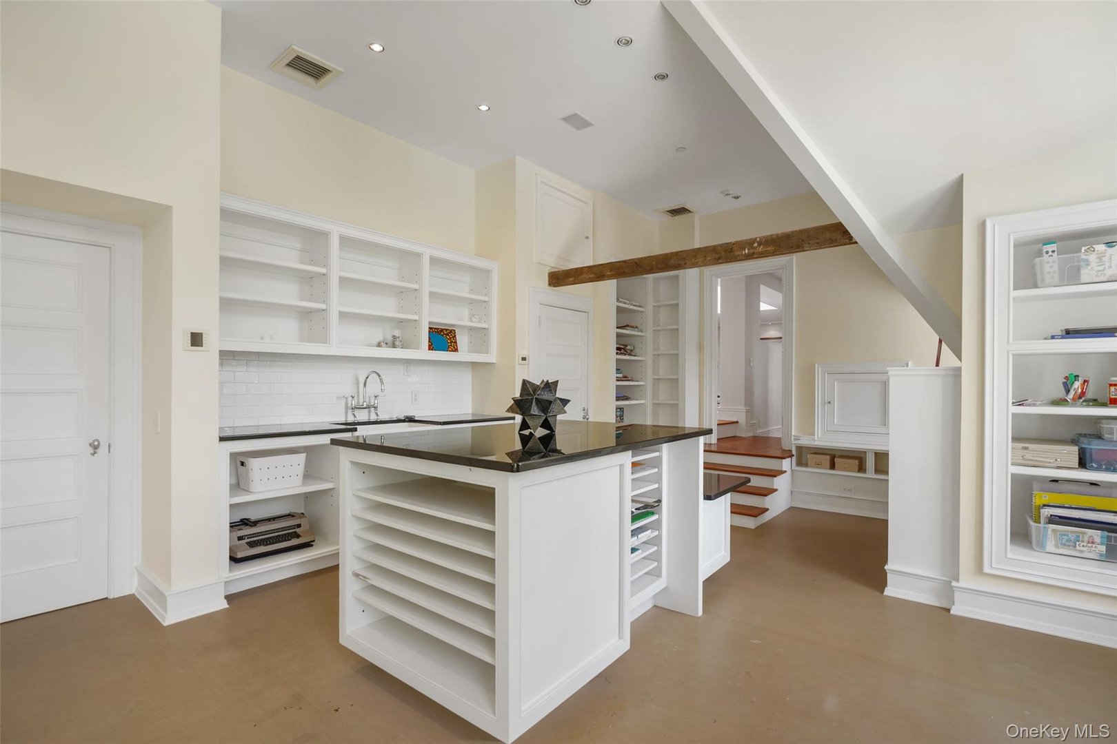 640 Grant Road Photo 34
