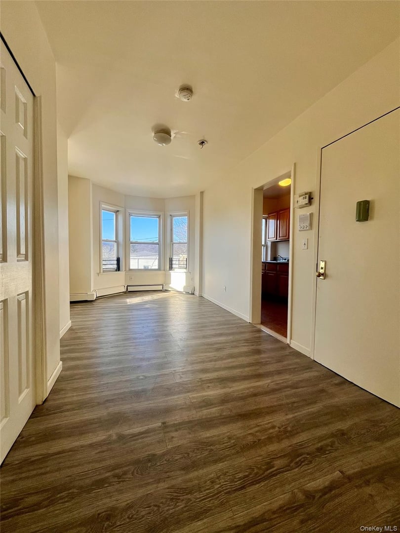 216 Woodworth Avenue Photo 6