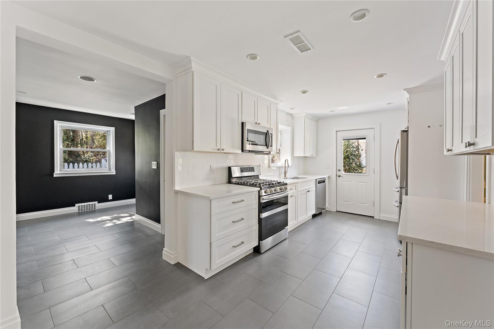 18 Wellyn Road Photo 9