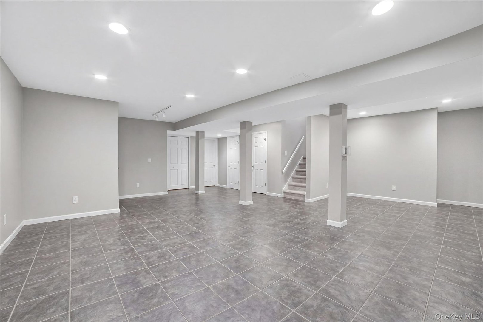 3 Leir Court Photo 30