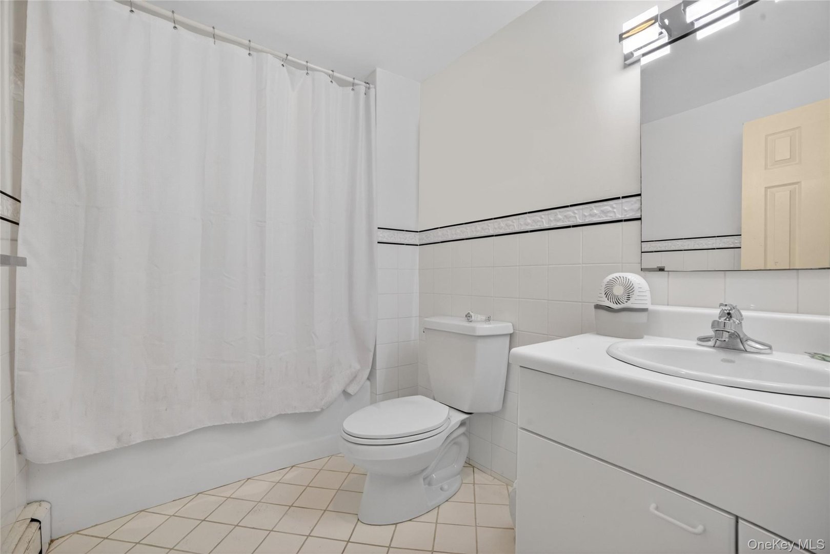 3 Leir Court Photo 33
