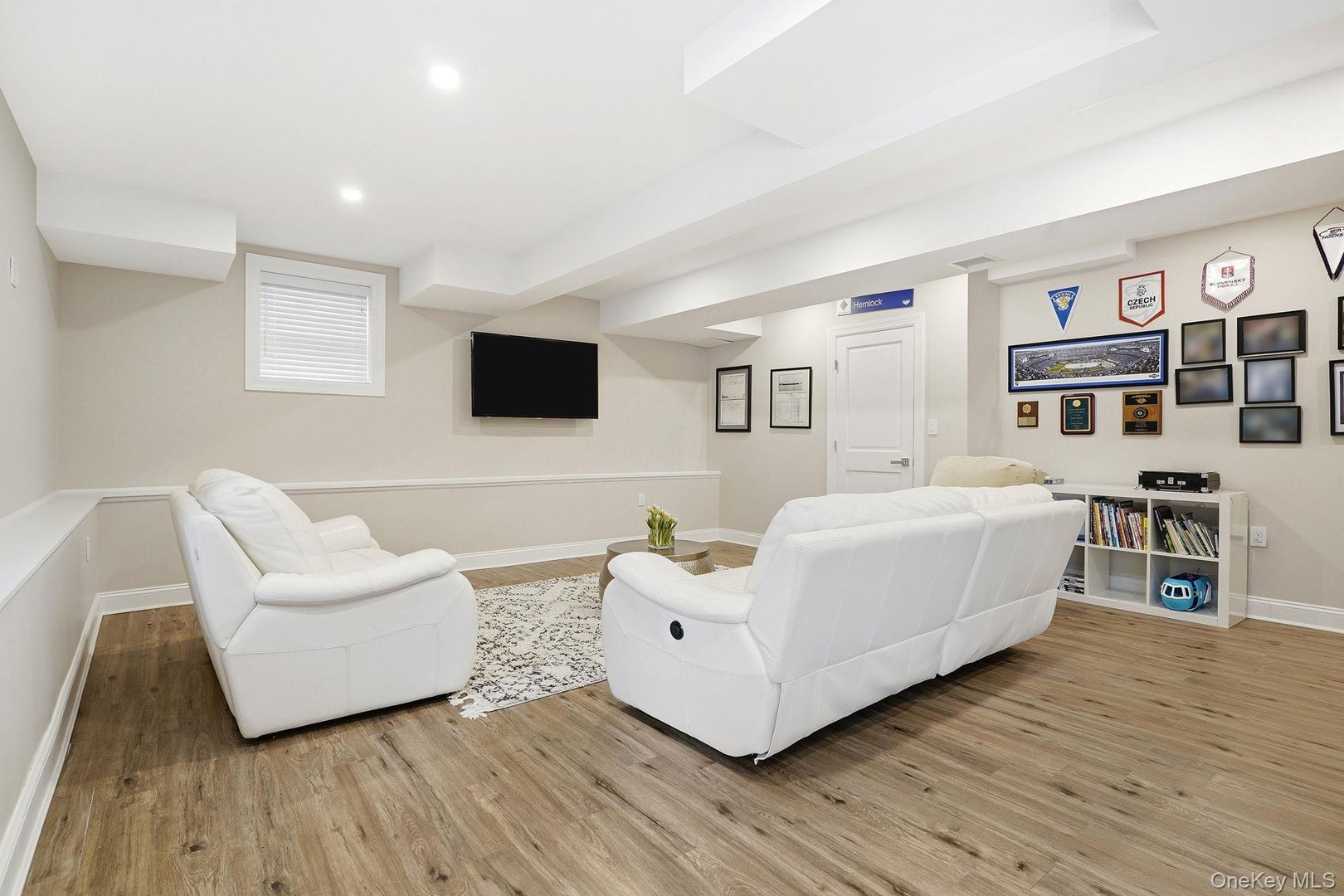 12 S Canterbury Road S Photo 19