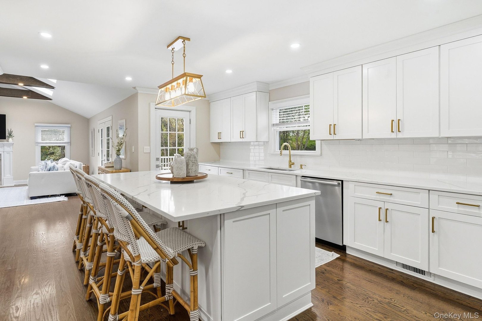12 S Canterbury Road S Photo 9