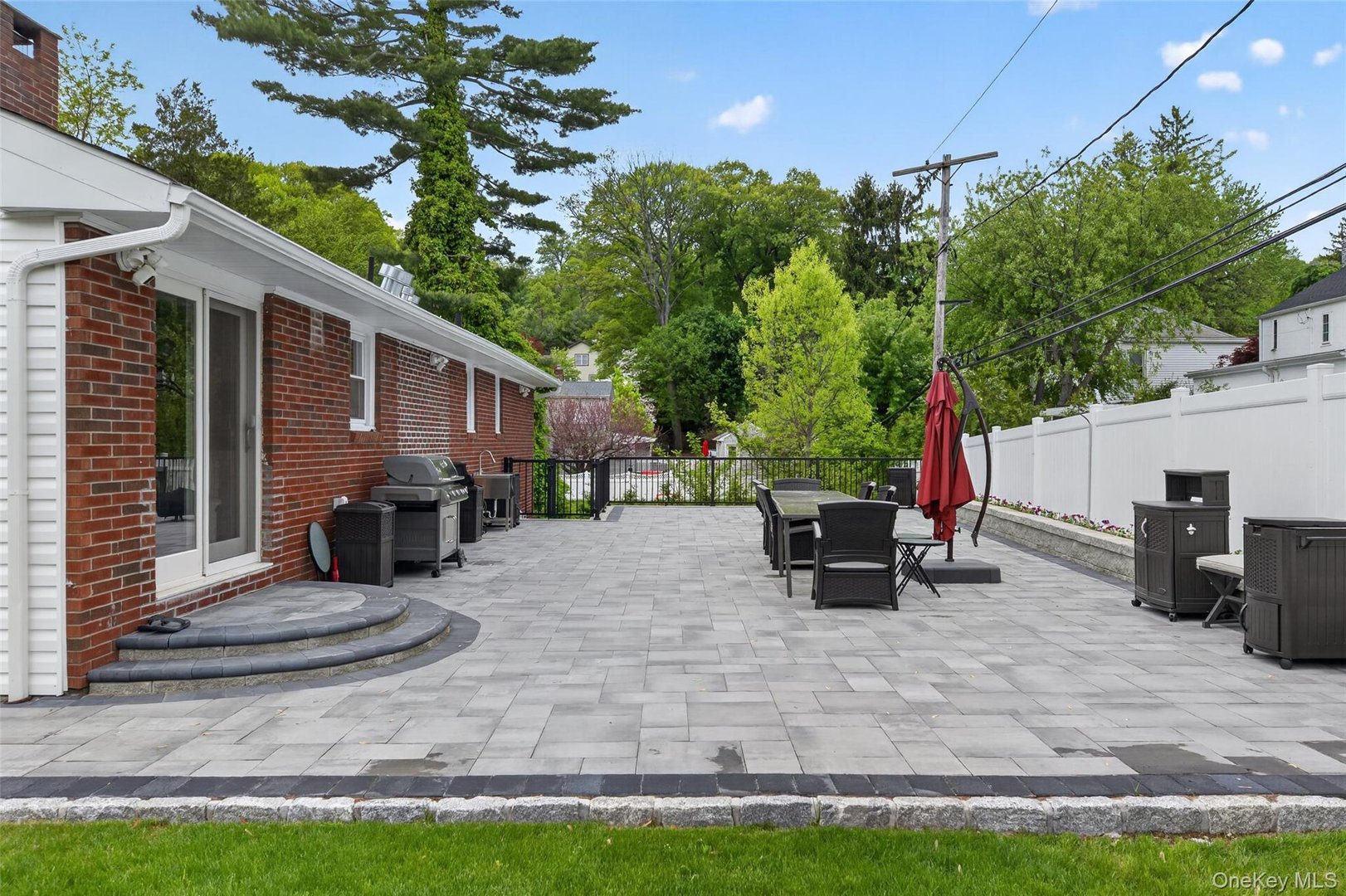 15 Cambridge Avenue Photo 8