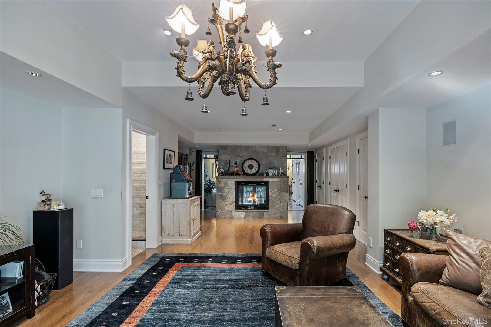 12 Bishop Park Road Photo 26