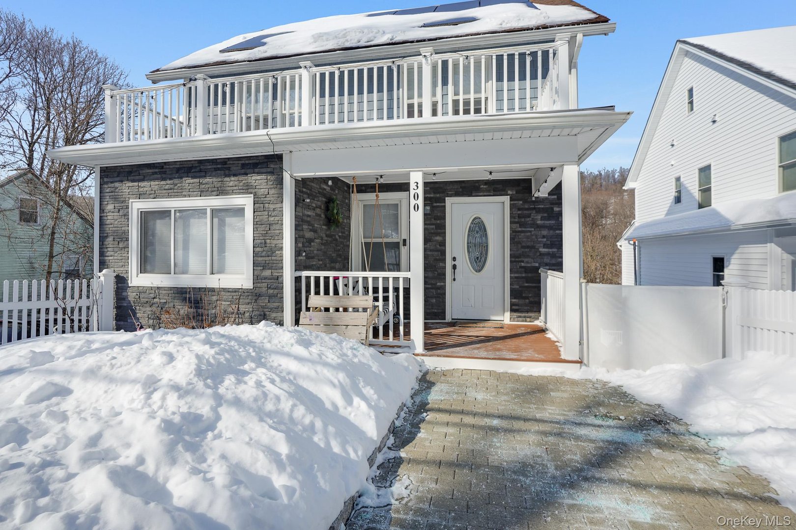 300 Washington Avenue Photo 5