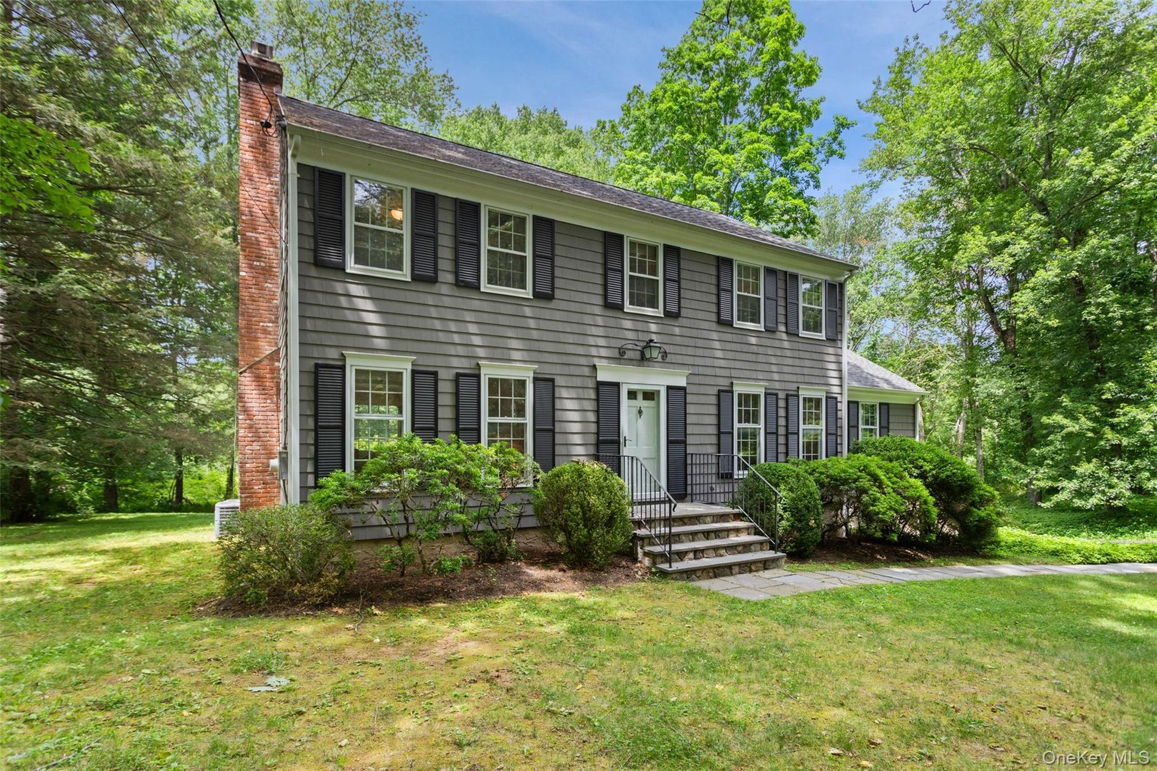 29 Cartway Lane W Photo 2