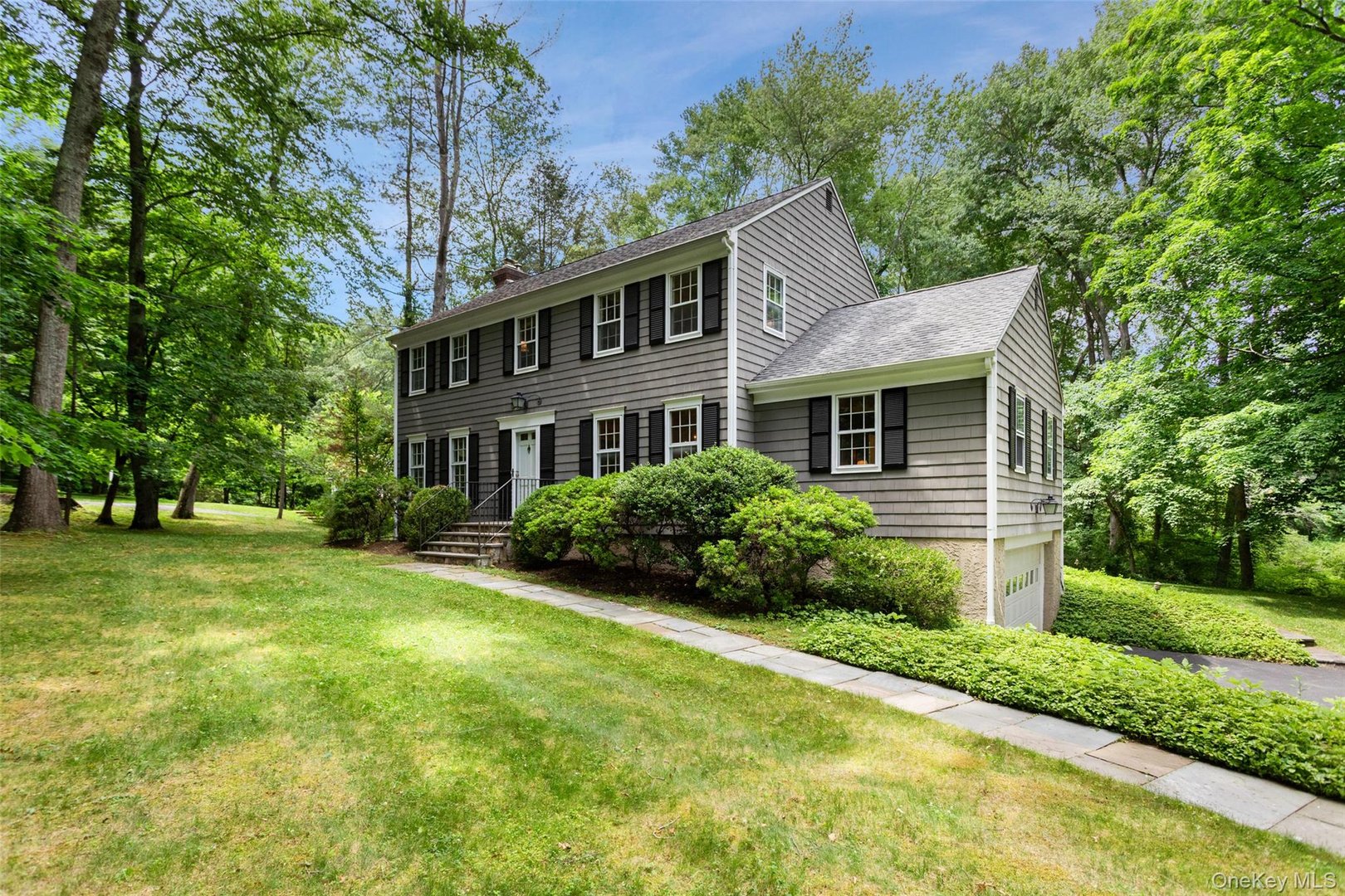 29 Cartway Lane W Photo 1