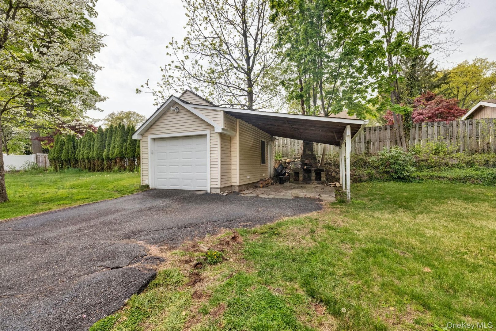 39 Lindbergh Lane Photo 9