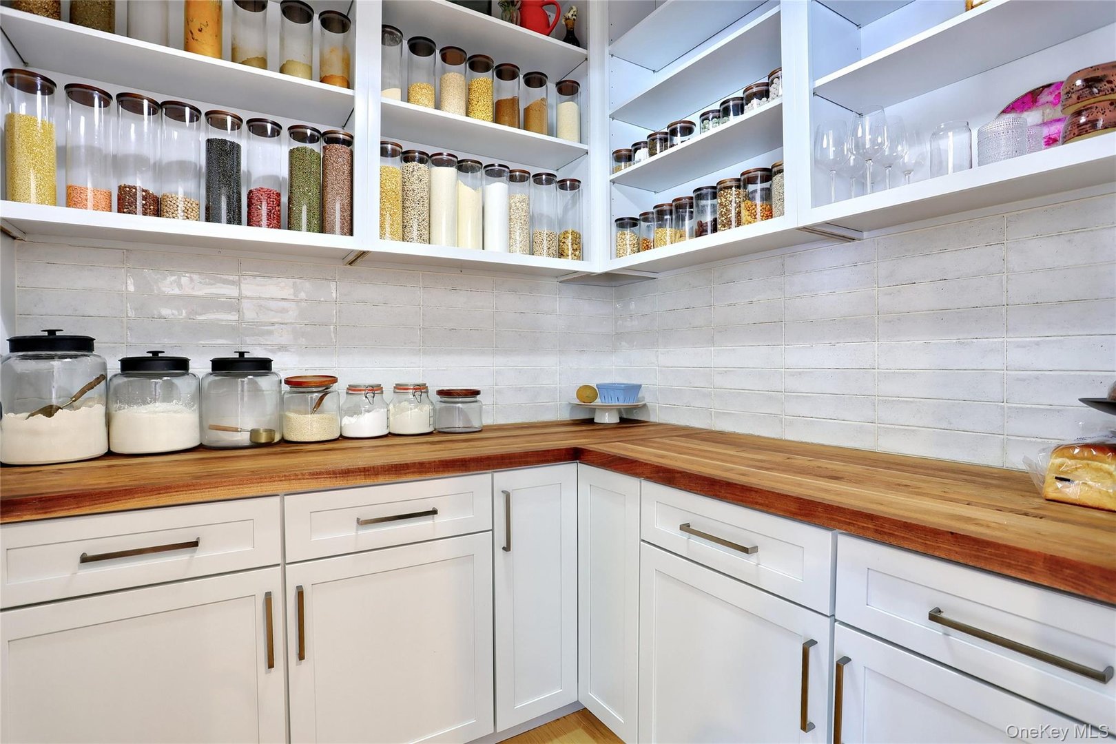 37 Harvest Road Photo 11