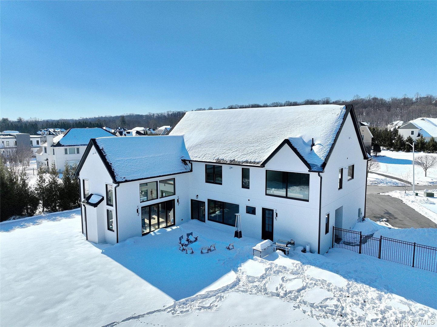 37 Harvest Road Photo 36