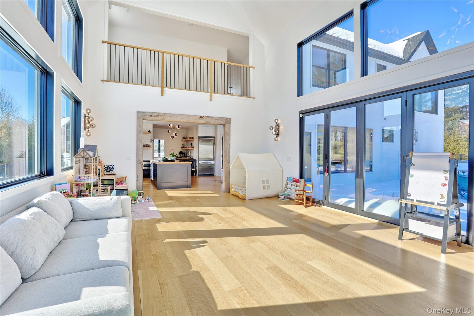 37 Harvest Road Photo 13