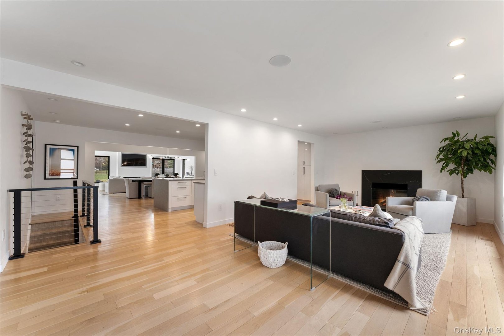 7 Windsong Road Photo 2