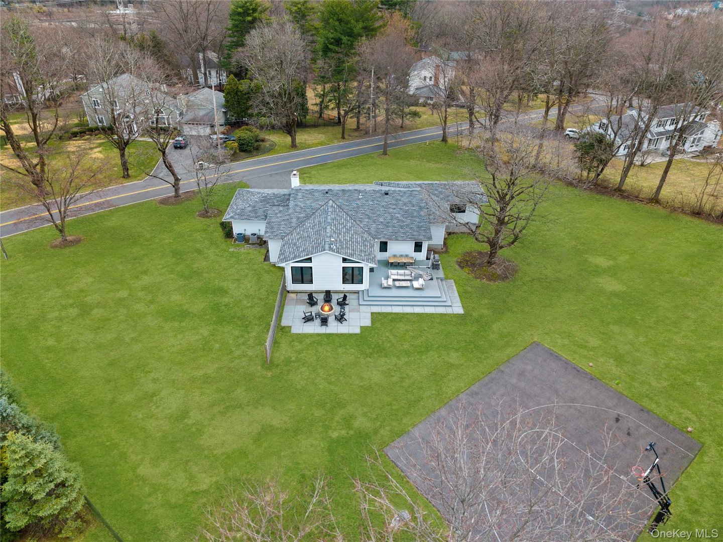 7 Windsong Road Photo 27